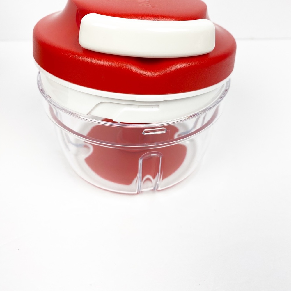New !!! Tupperware chop n prep